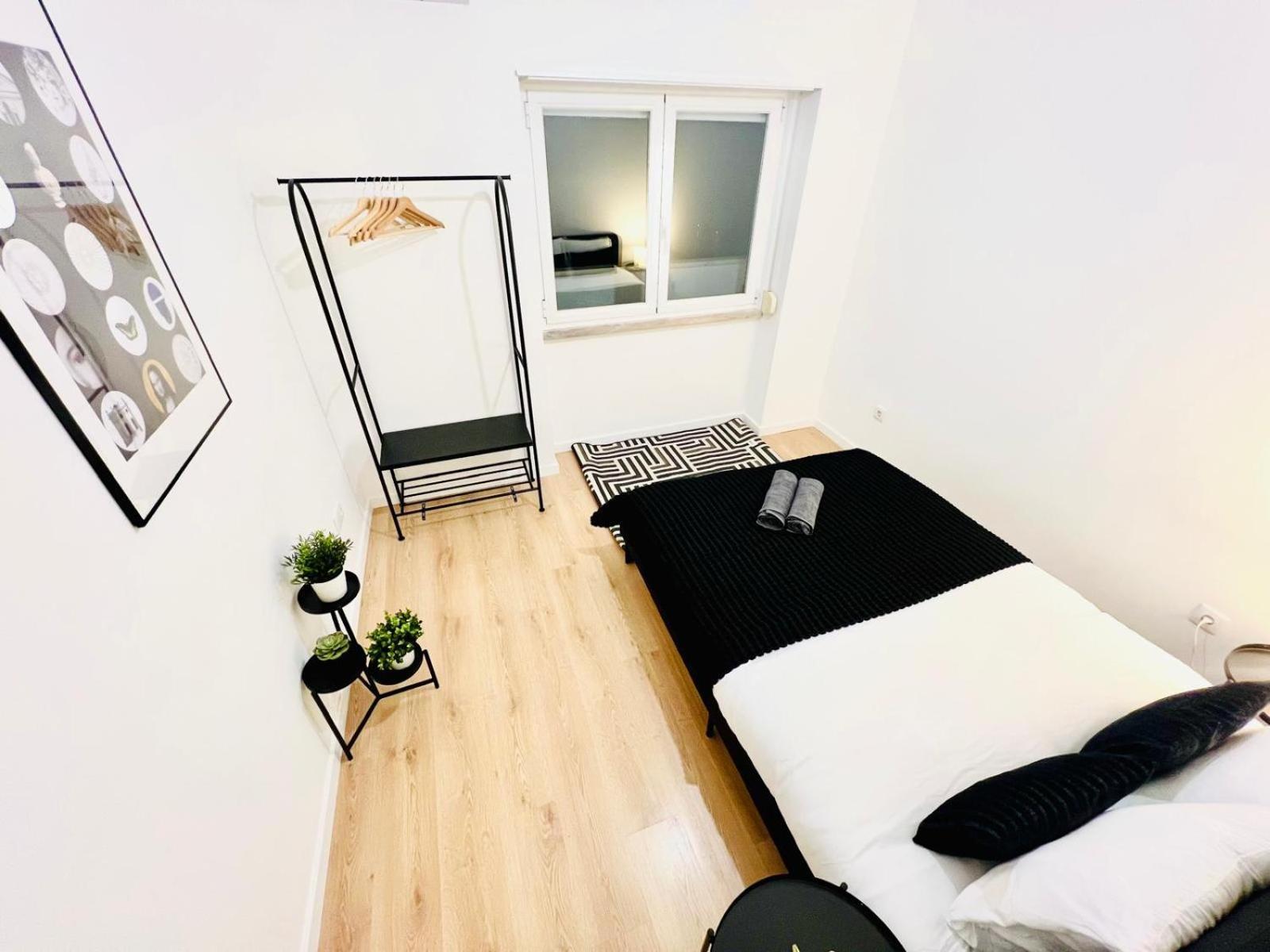 Rooms, Ideal Location For Tourists Hostal *