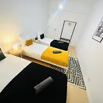 Top Central Lisbon Rooms, Ideal Location For Tourists