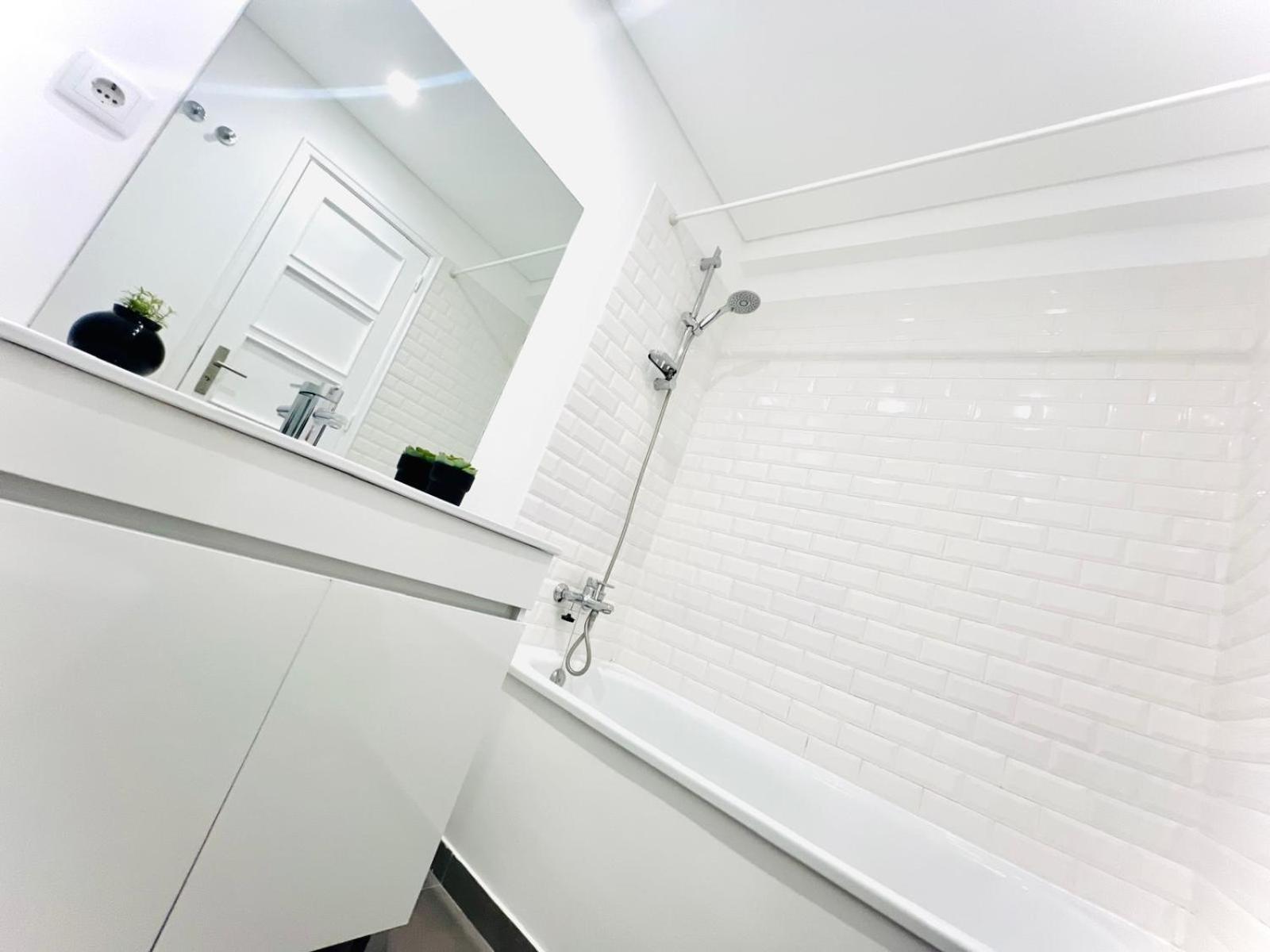 Rooms, Ideal Location For Tourists Hostel *
