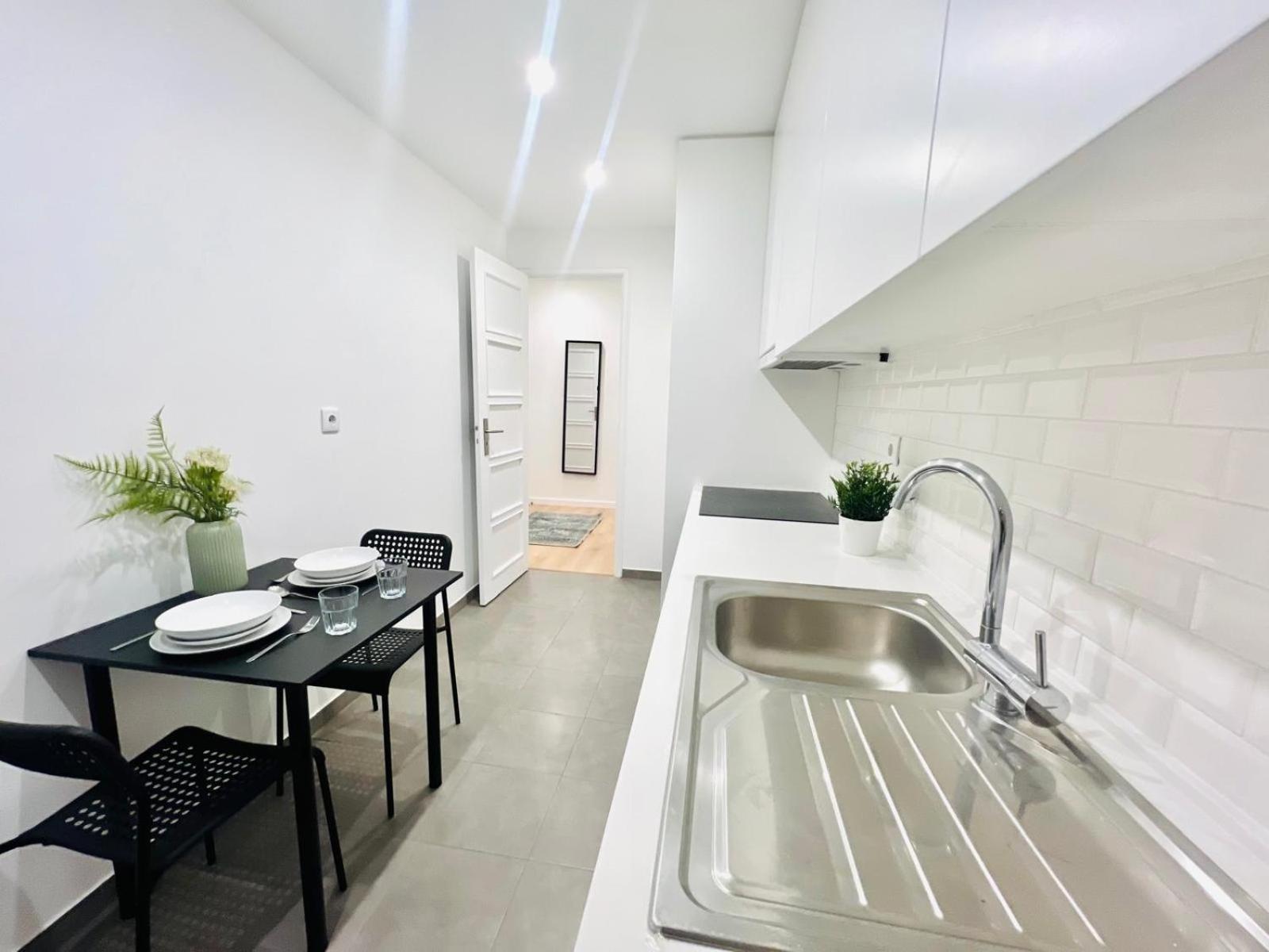 Rooms, Ideal Location For Tourists Hostel Lisbon