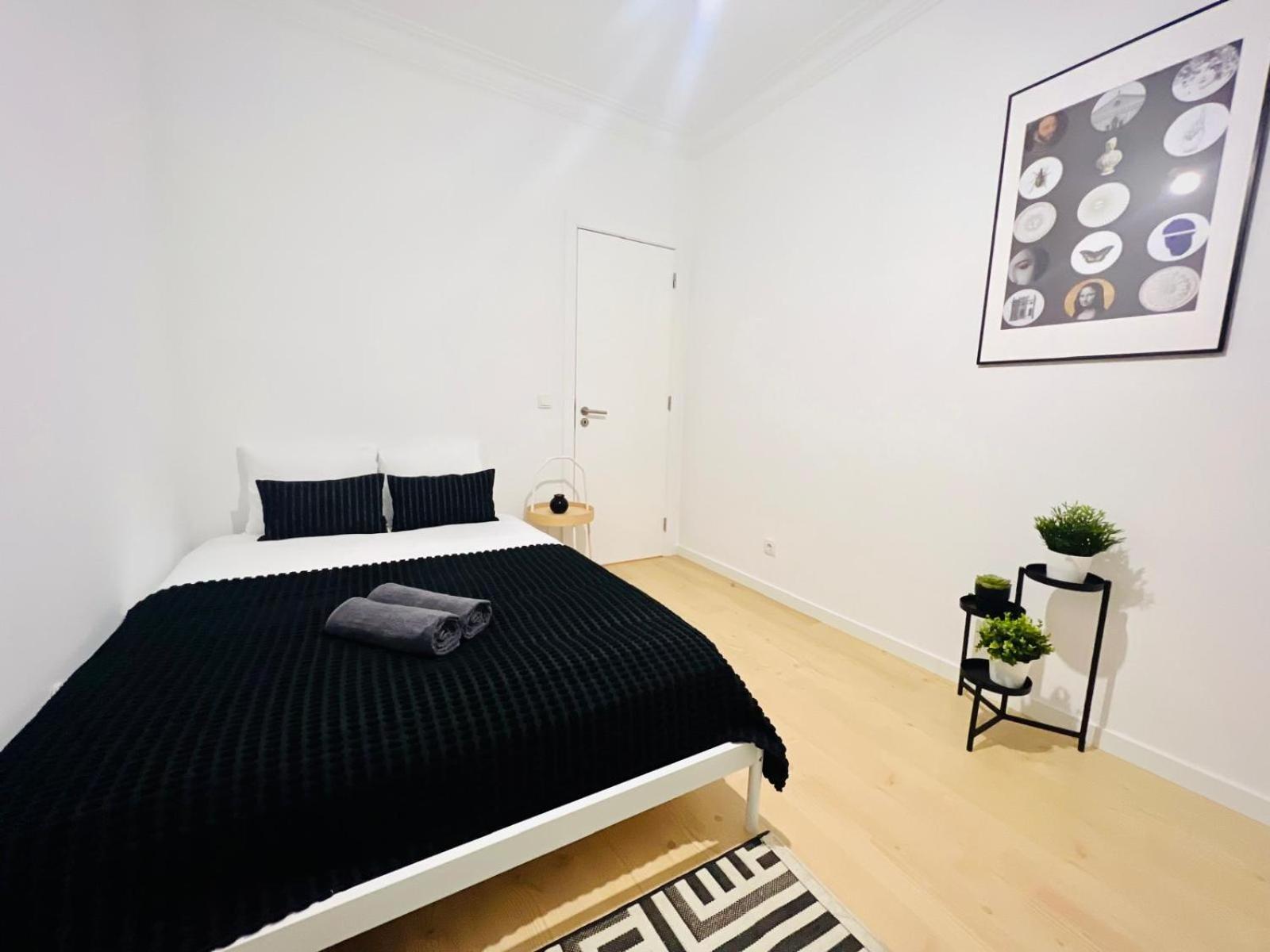 Rooms, Ideal Location For Tourists