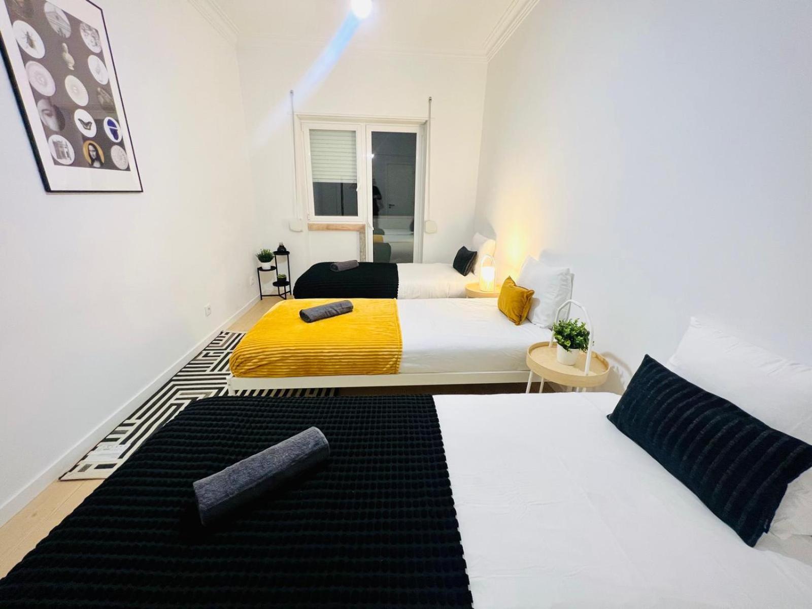 Hostel Rooms, Ideal Location For Tourists *