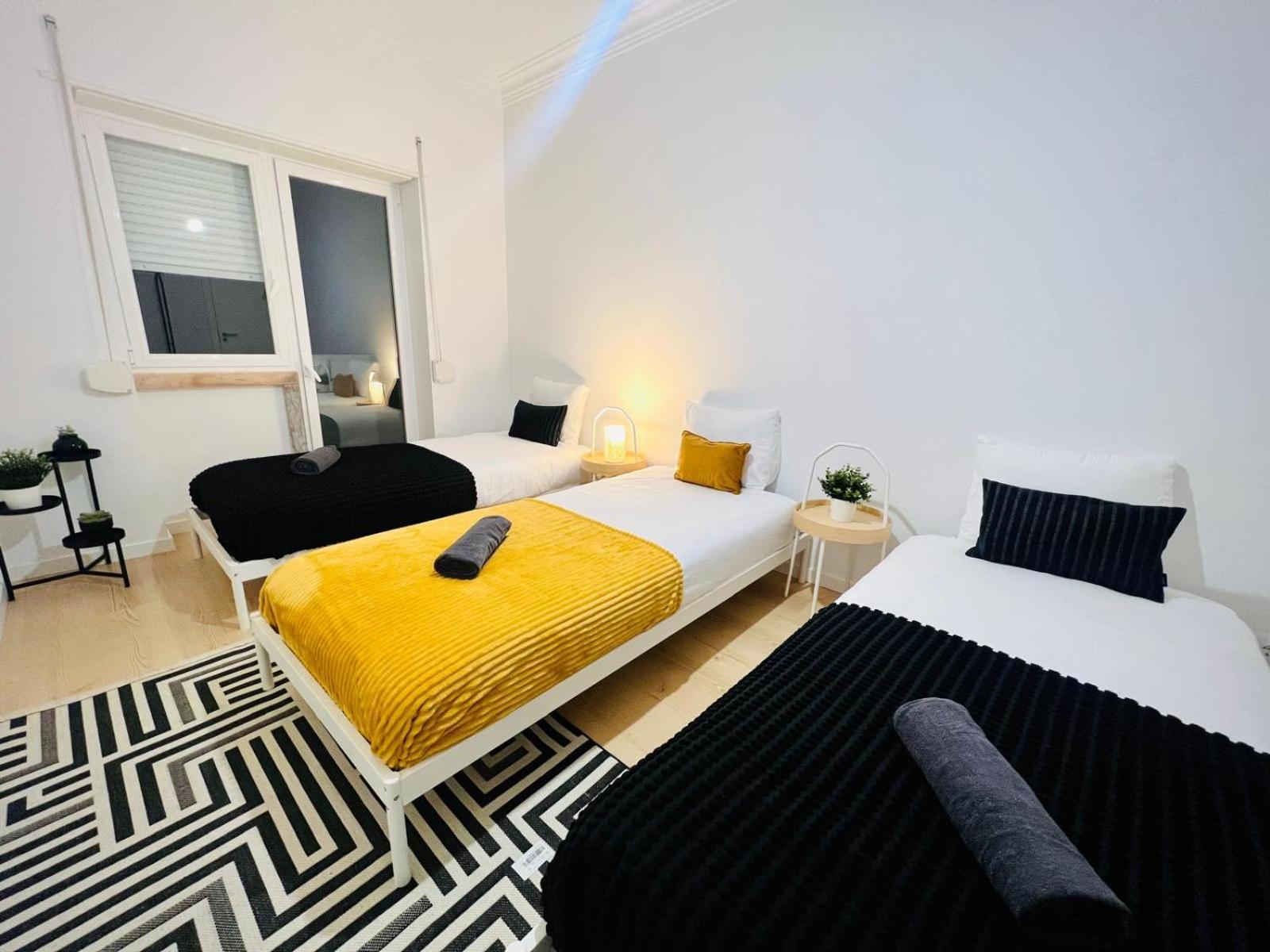 Rooms, Ideal Location For Tourists * Lisbon